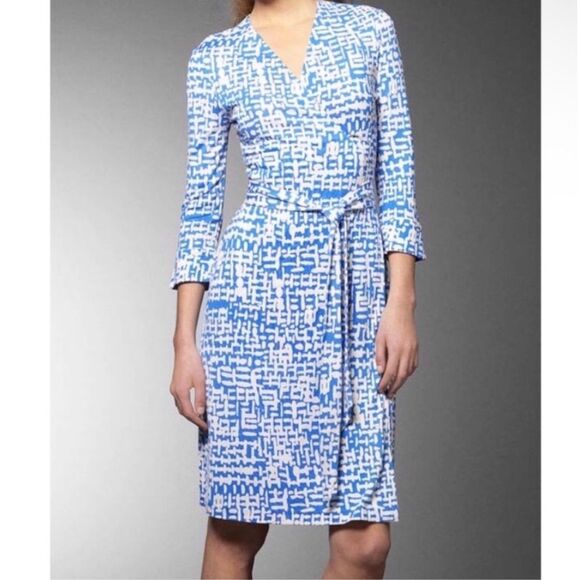 Diane Von Furstenberg Knit Silk Julian Wrap Dress Sz 8 Blue Jersey 3/4 Sleeve - Picture 1 of 13